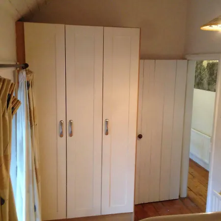 The Old Barracks,caherdaniel *