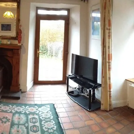 The Old Barracks,caherdaniel