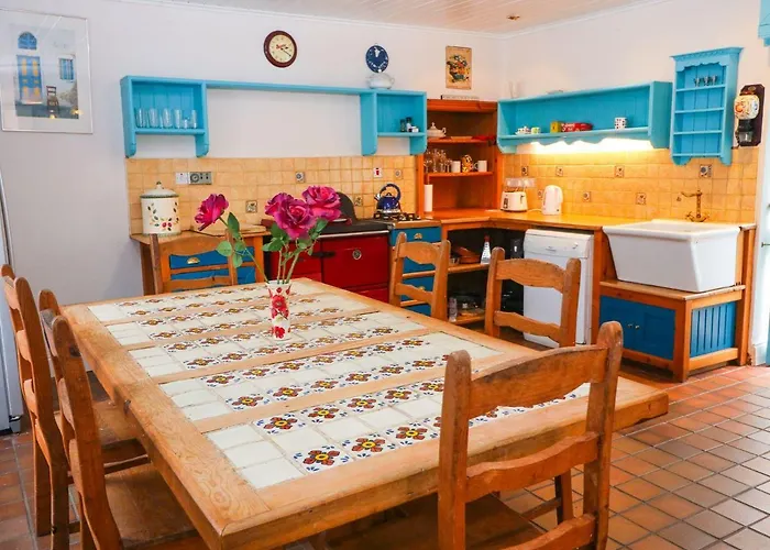 The Old Barracks,caherdaniel