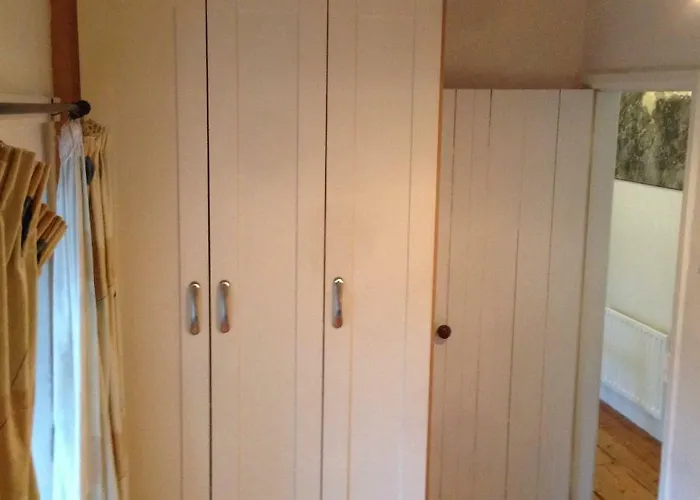 The Old Barracks,caherdaniel *